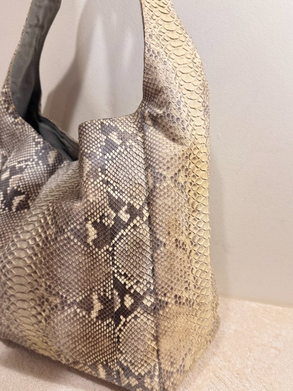Beirn Women's Brown Genuine Python Snakeskin Hobo Shoulder Bag - Picture 4 of 10